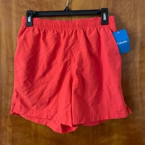 Columbia Women’s Shorts 5 Inch Inseam Regular Fit With Pockets
